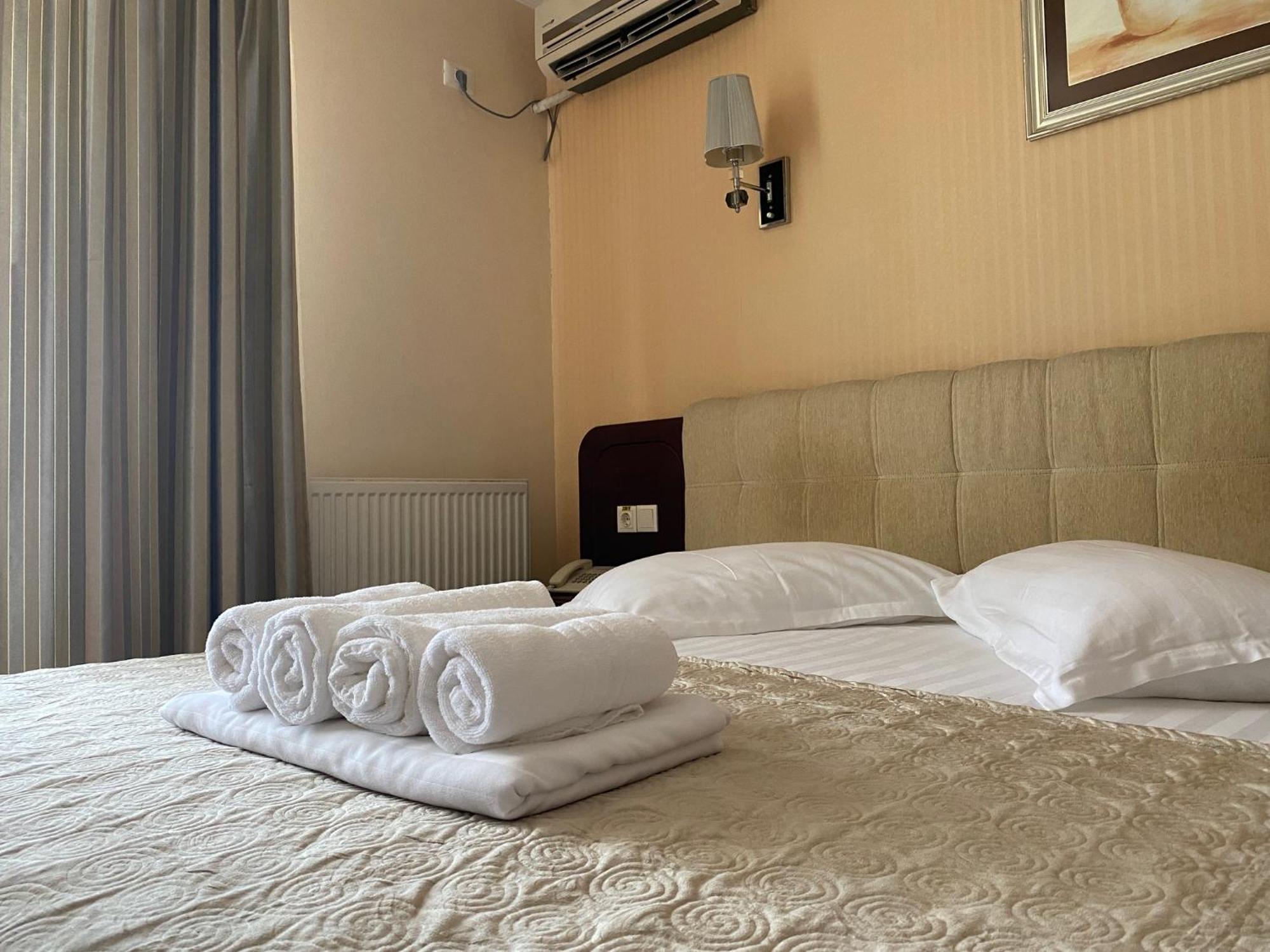 Mondial - Hotel 3*